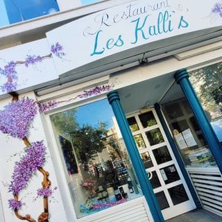 Les Kalli's Restaurant & Brunch